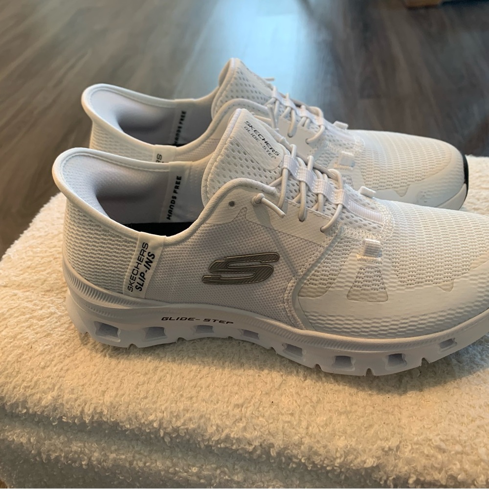 Skechers Shoes Women size 5.5